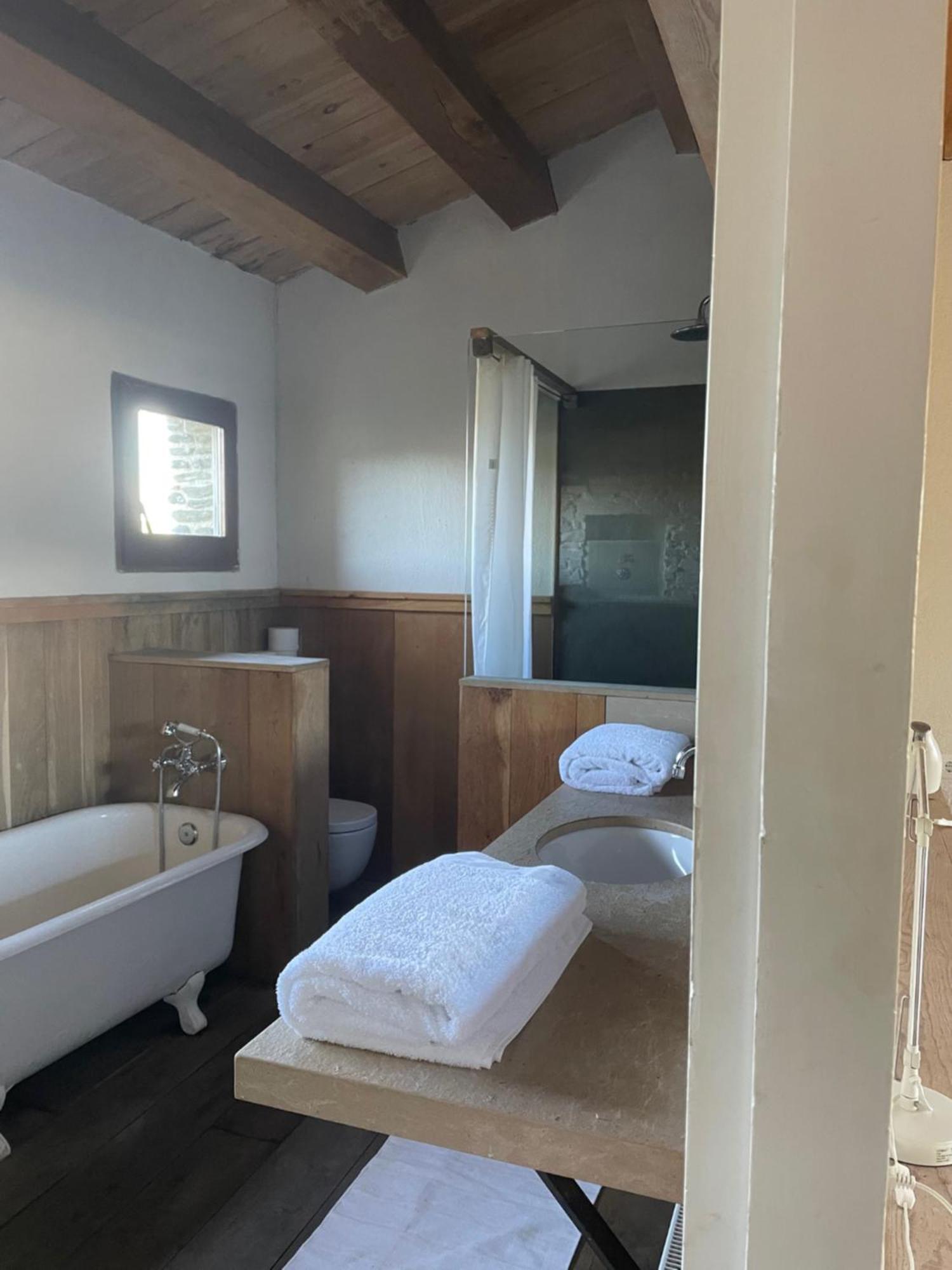 Isla Privada En Cadaques De Ensueno Con 11 Habitaciones Dobles Con Bano Privado Y Piscina 外观 照片
